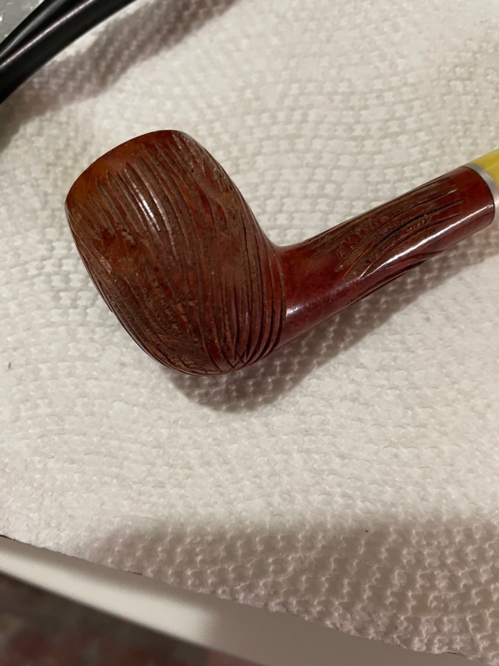 Vintage Carved Brown Tobacco Pipe